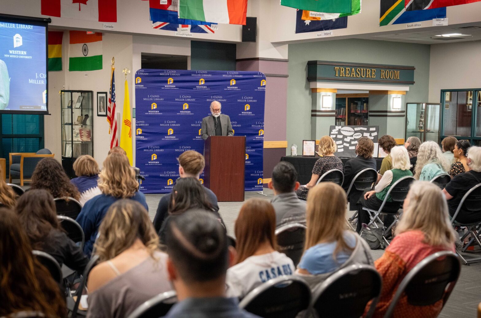 2025_04_10_NATIONAL_POETRY_EVENT007Web